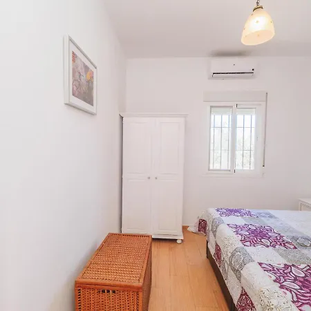 Cubo's Greenlife House